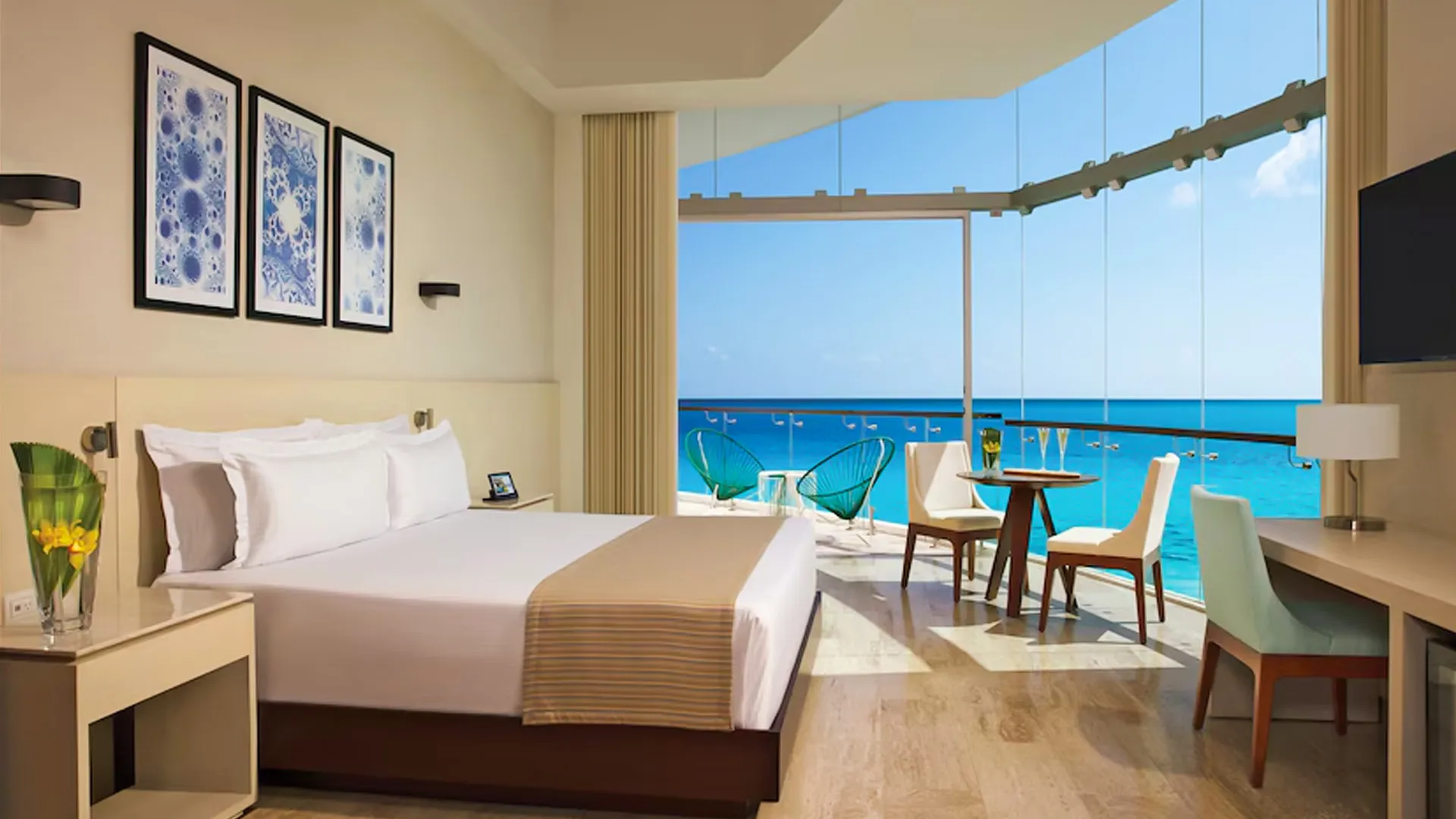 Room Types at Krystal Cancun