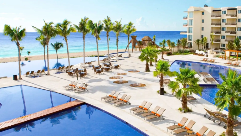The Ultimate Guide to Dreams Riviera Cancun: Everything You Need Before You Book