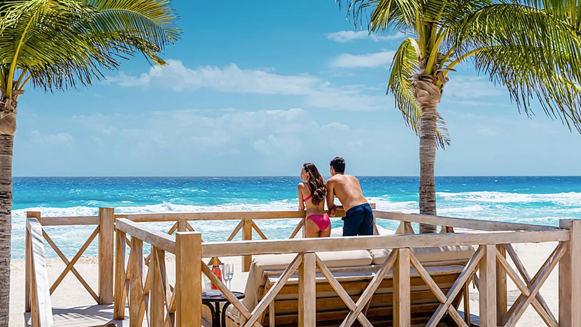 Which Hyatt resort in Cancun is best for couples or honeymooners?