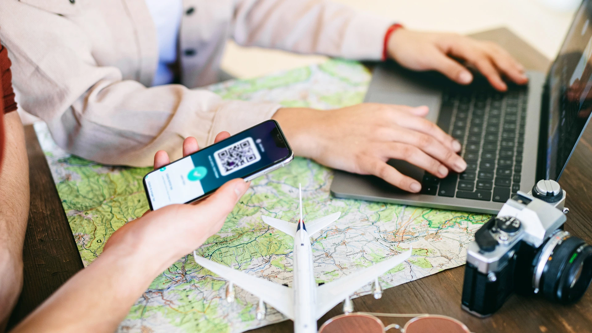 Tools & Platforms to Use for Finding Cheap Non-Stop Flights 