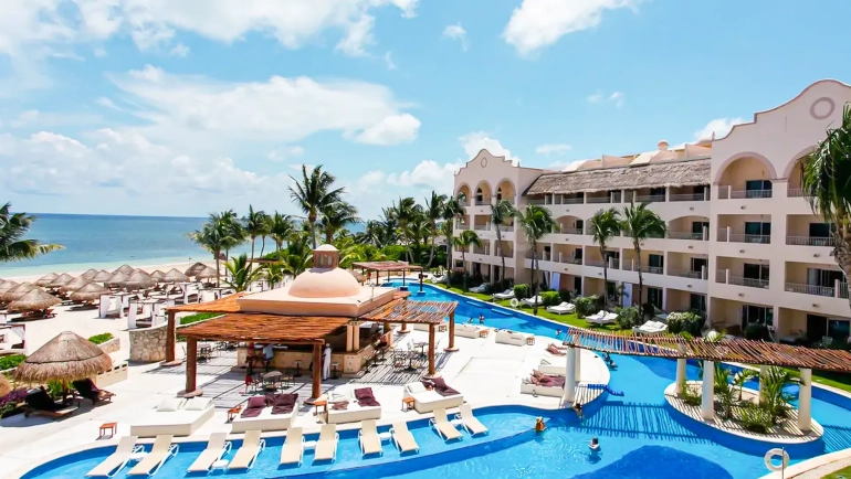 Excellence Riviera Cancun Reviews: What Real Guests Wish They Knew Before Booking
