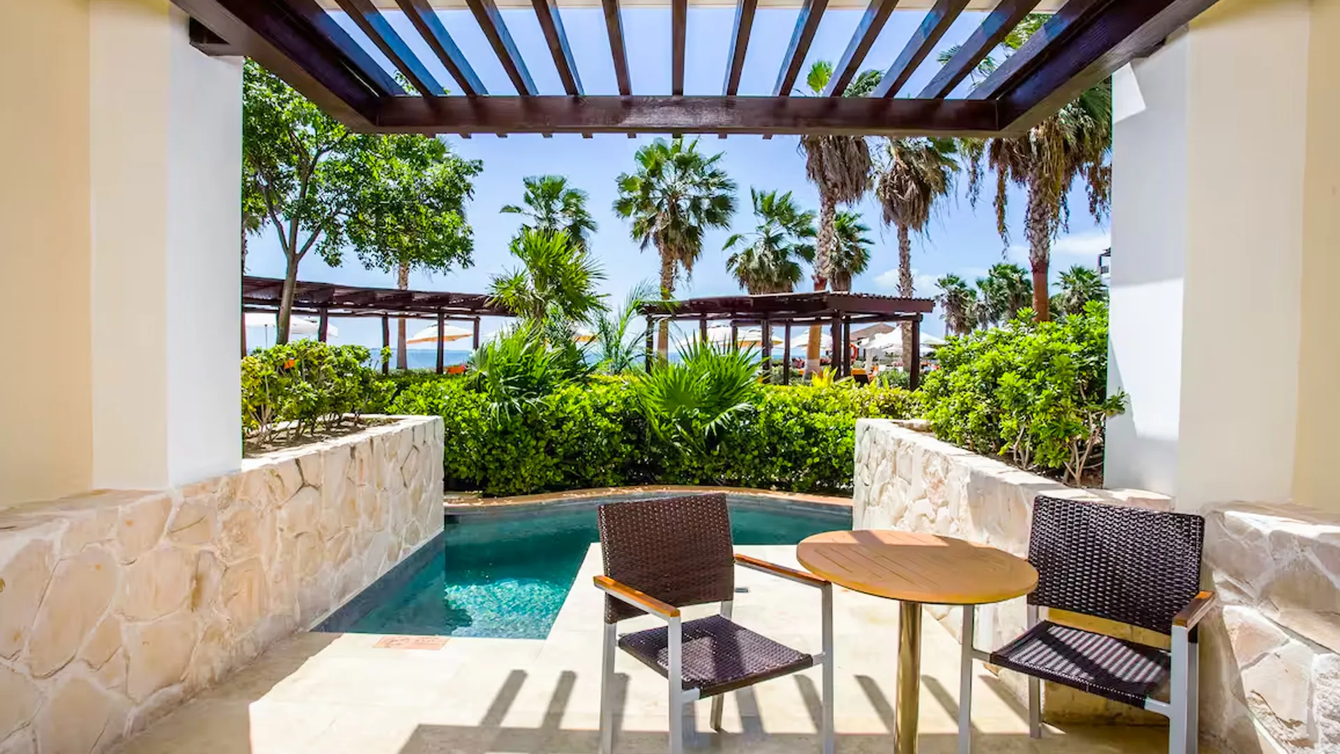 Private Balcony with pools and view of the sea