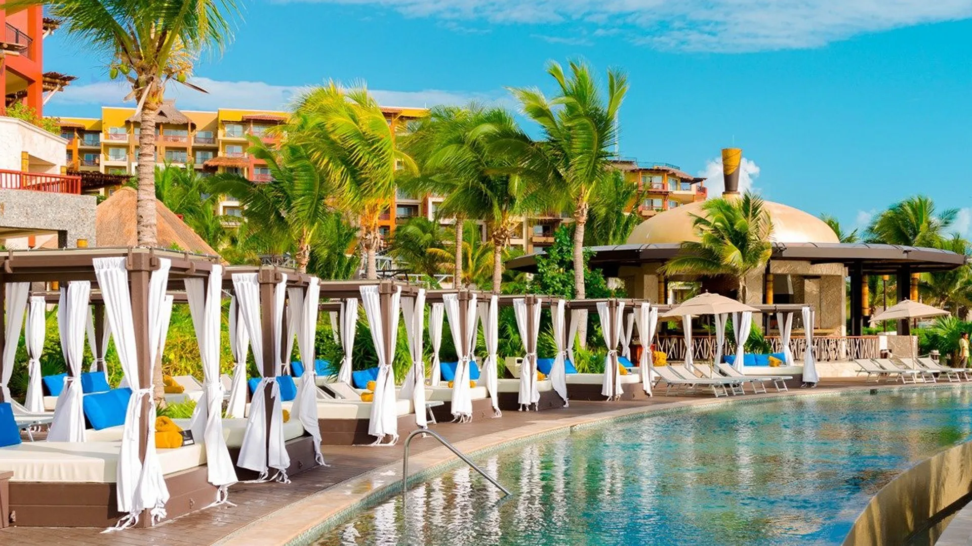 Resort Overview – What Makes Villa del Palmar Cancun Special?