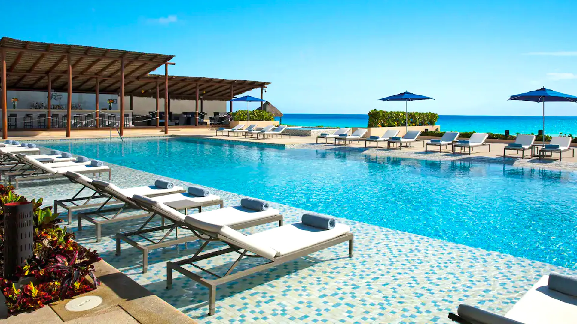 Where Exactly Are the Hyatt Resorts in Cancun? (Map)