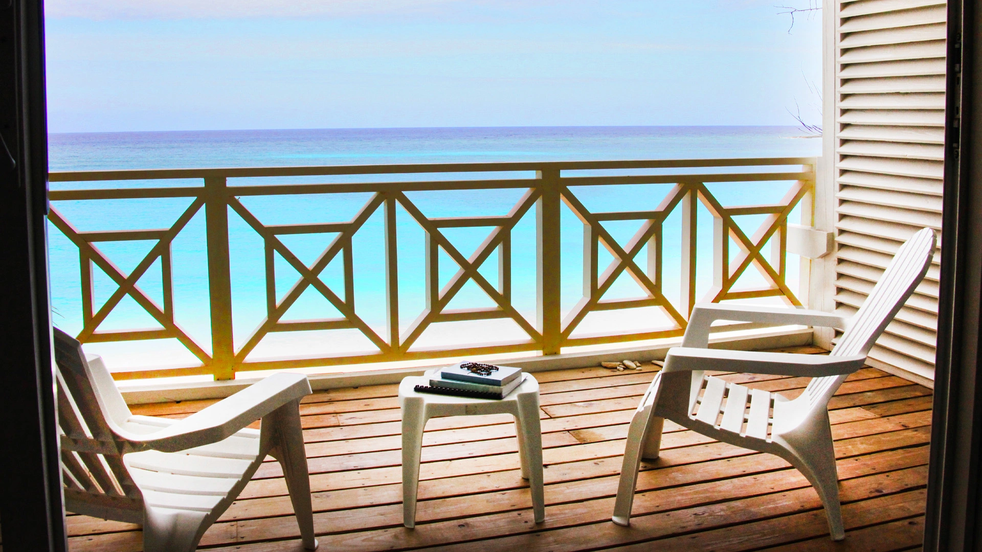 Rooms and Suites – Comparison Guide 