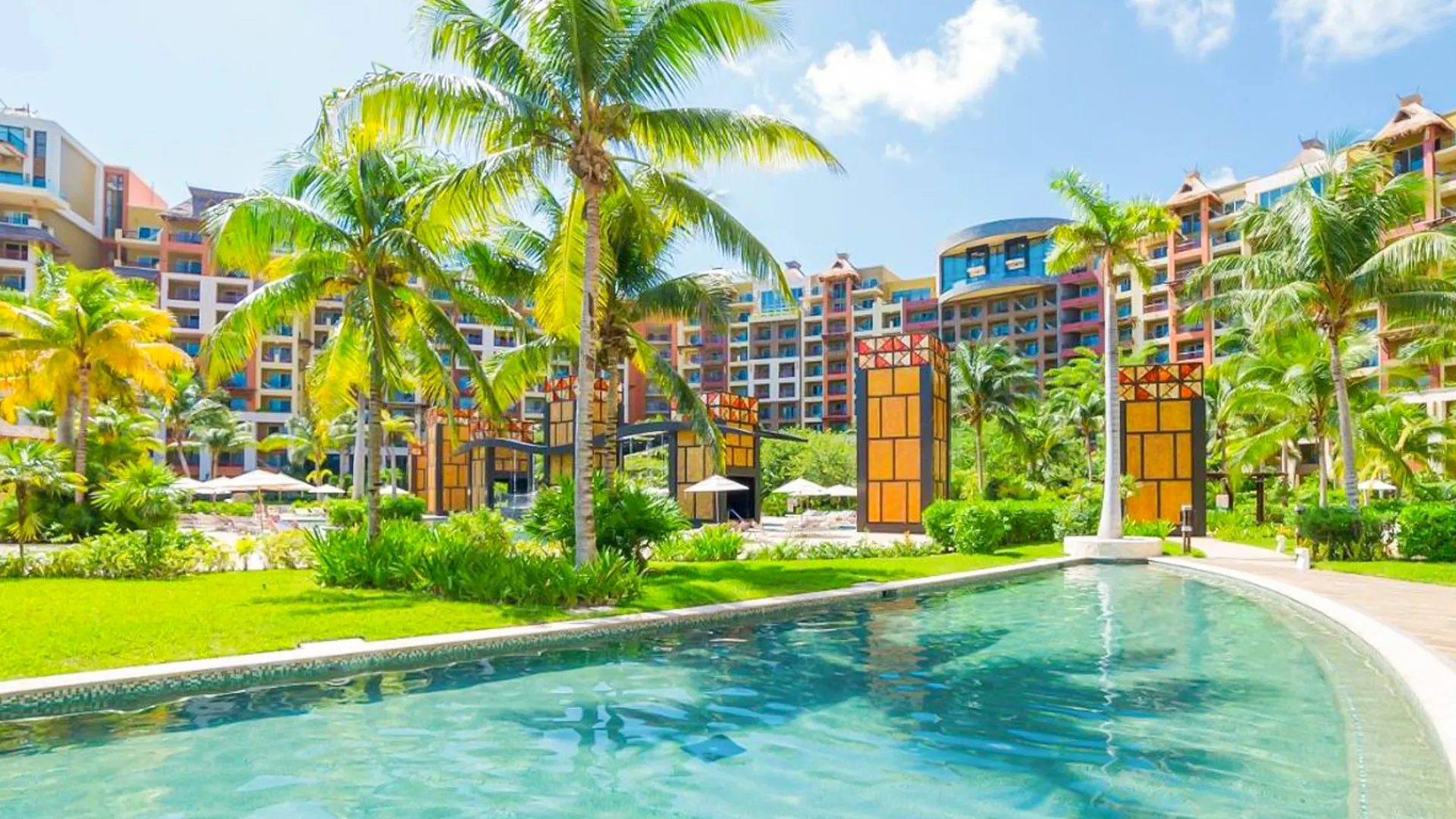 Villa del Palmar Cancun