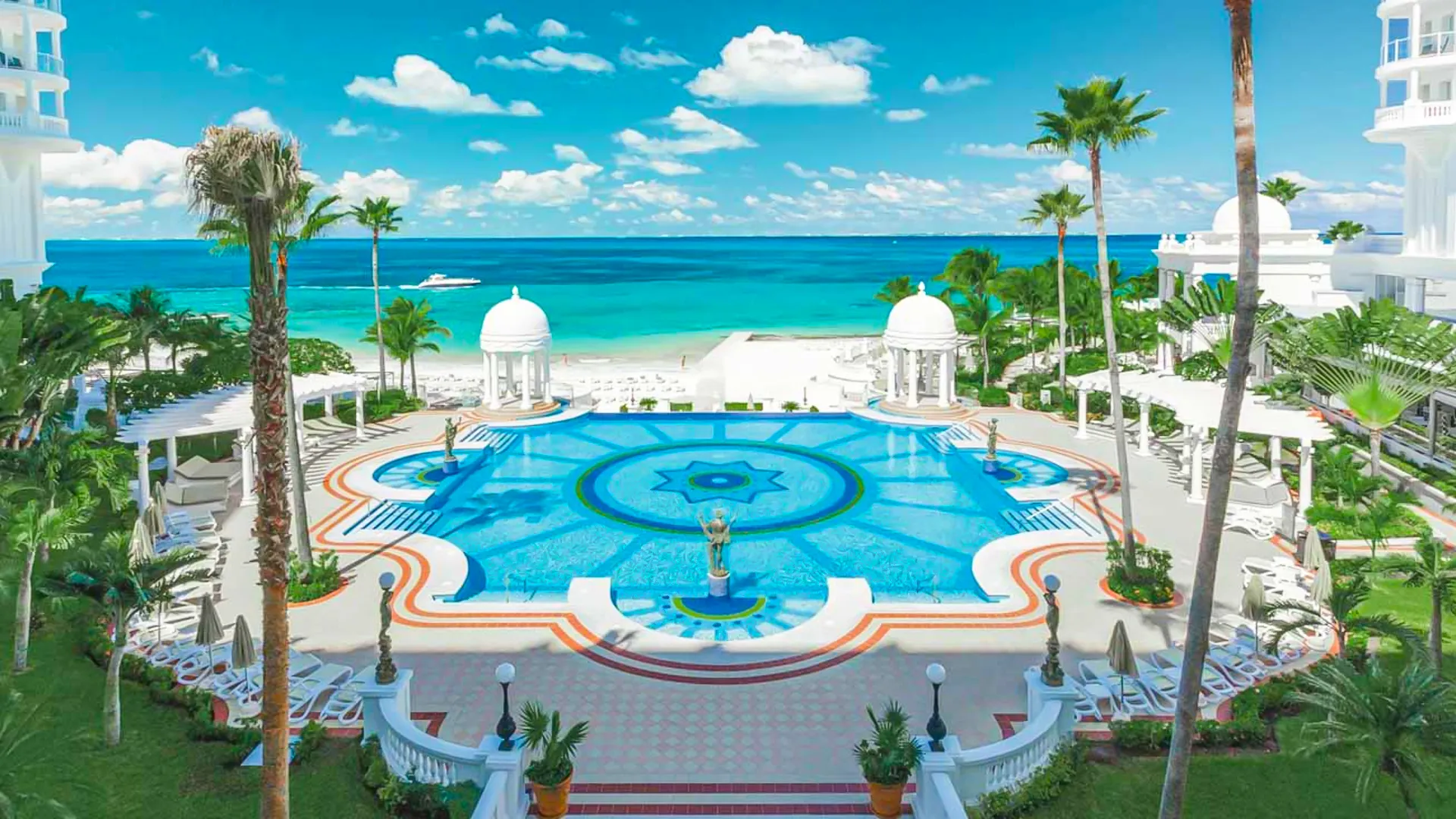 Dreaming of Turquoise Waters & Adults-Only Serenity?