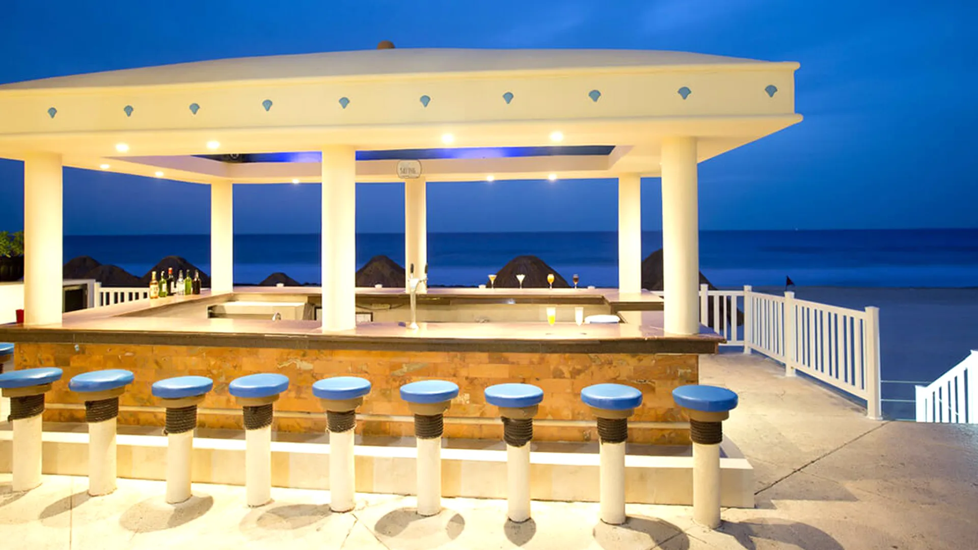 Golden Parnassus Cancun