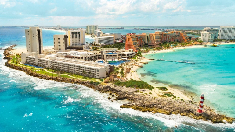 The Ultimate Guide to Hyatt Resorts in Cancun: Ziva, Zilara, Vivid & More