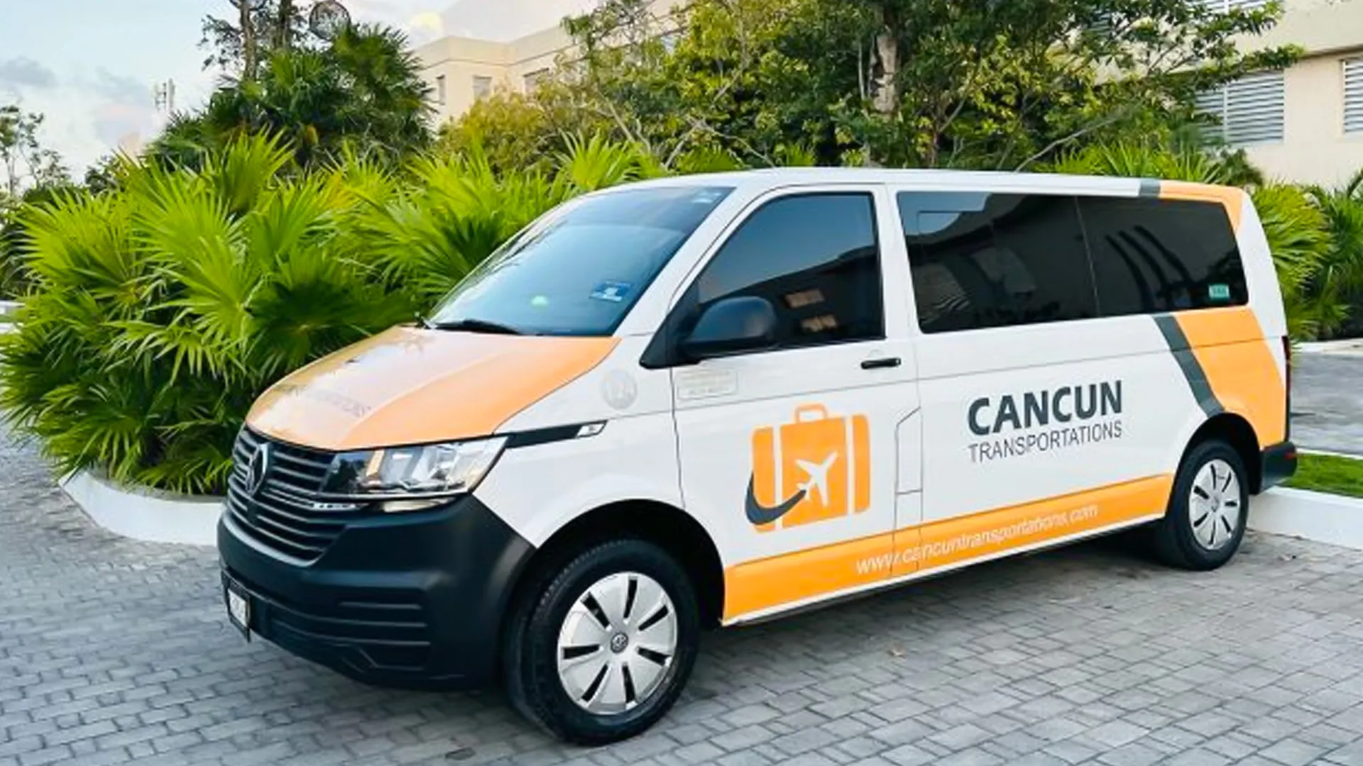 Cancun Airport Shuttle Services — 2024 Overview