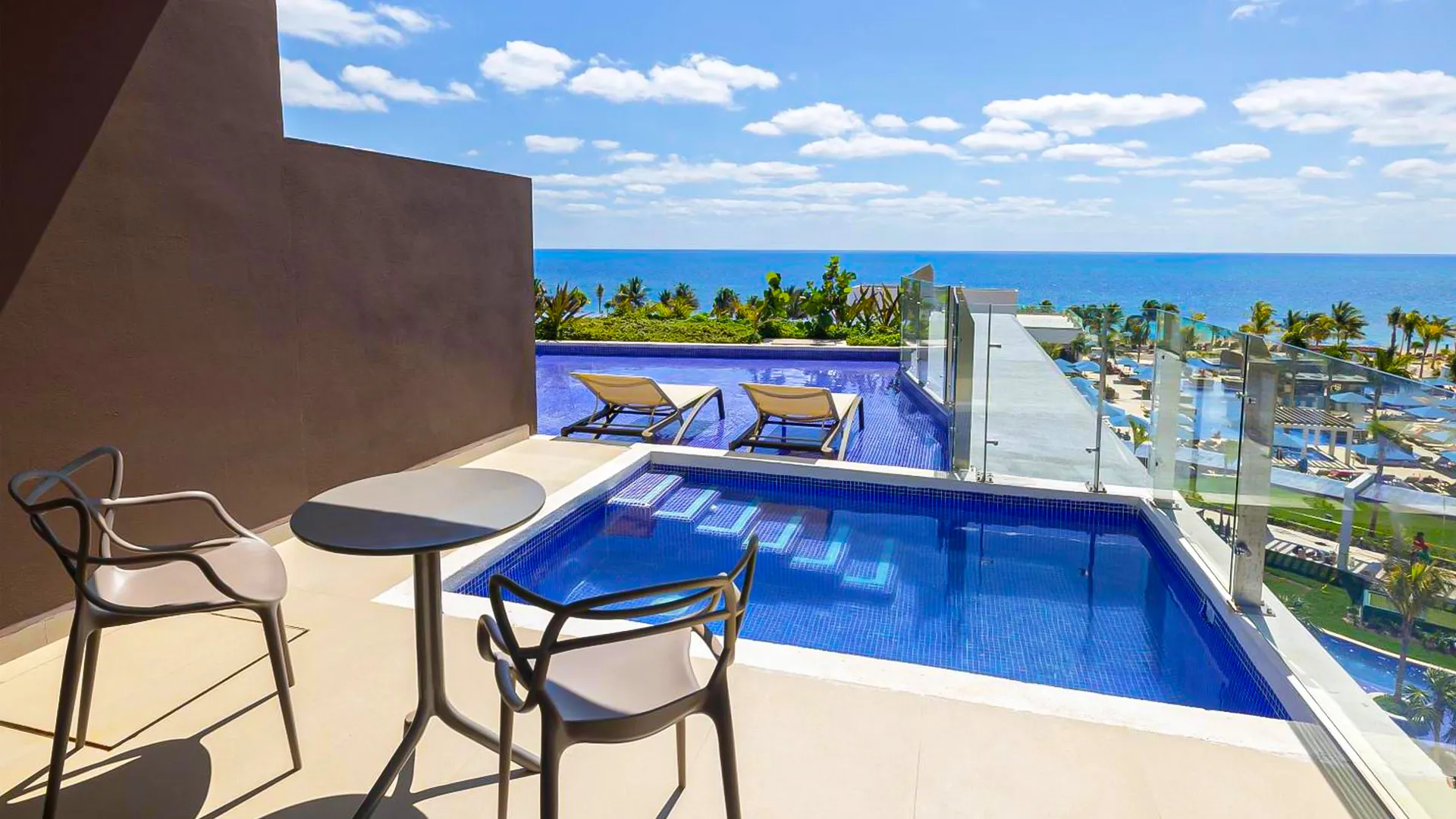 Rooms & Suites: Which Option is Best for Your Family?