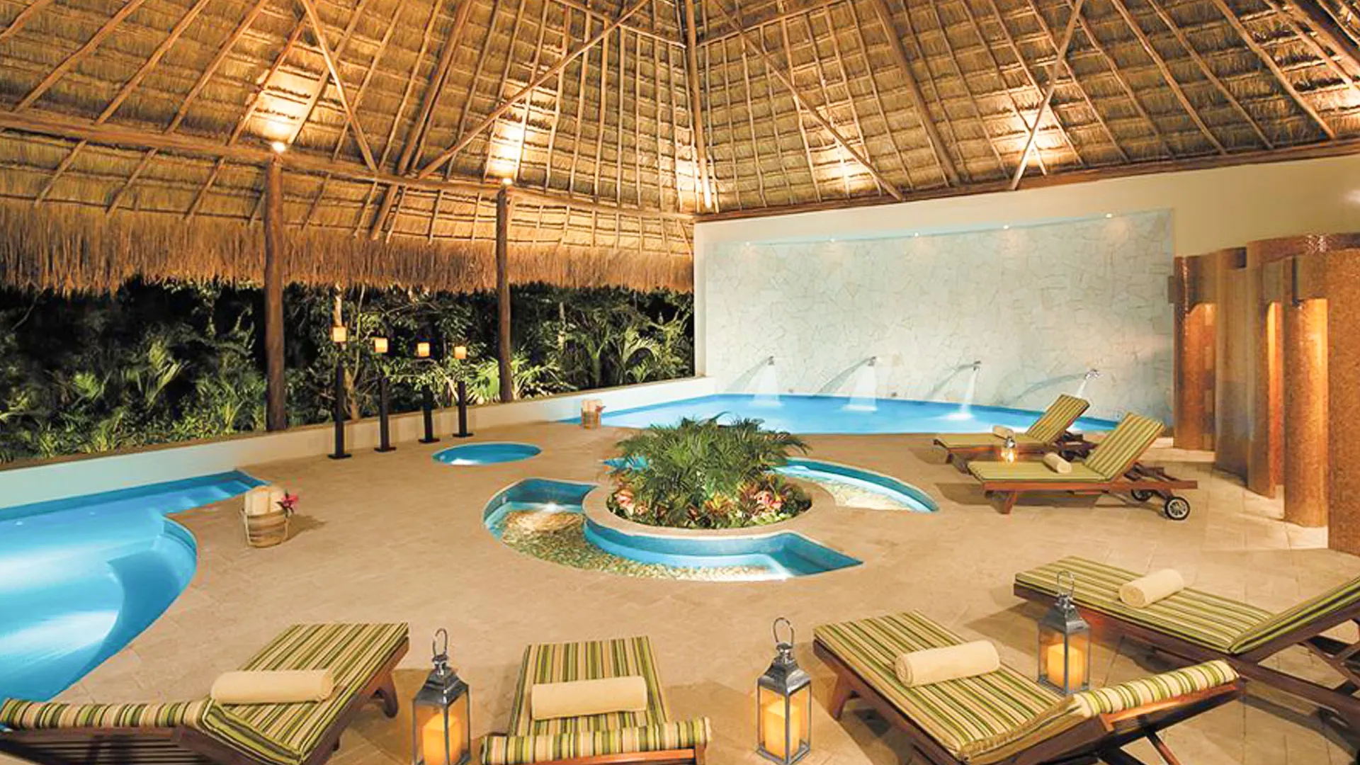 Secrets Maroma Beach