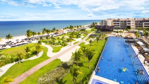 Planning a Cancun Family Vacation? Read This First.