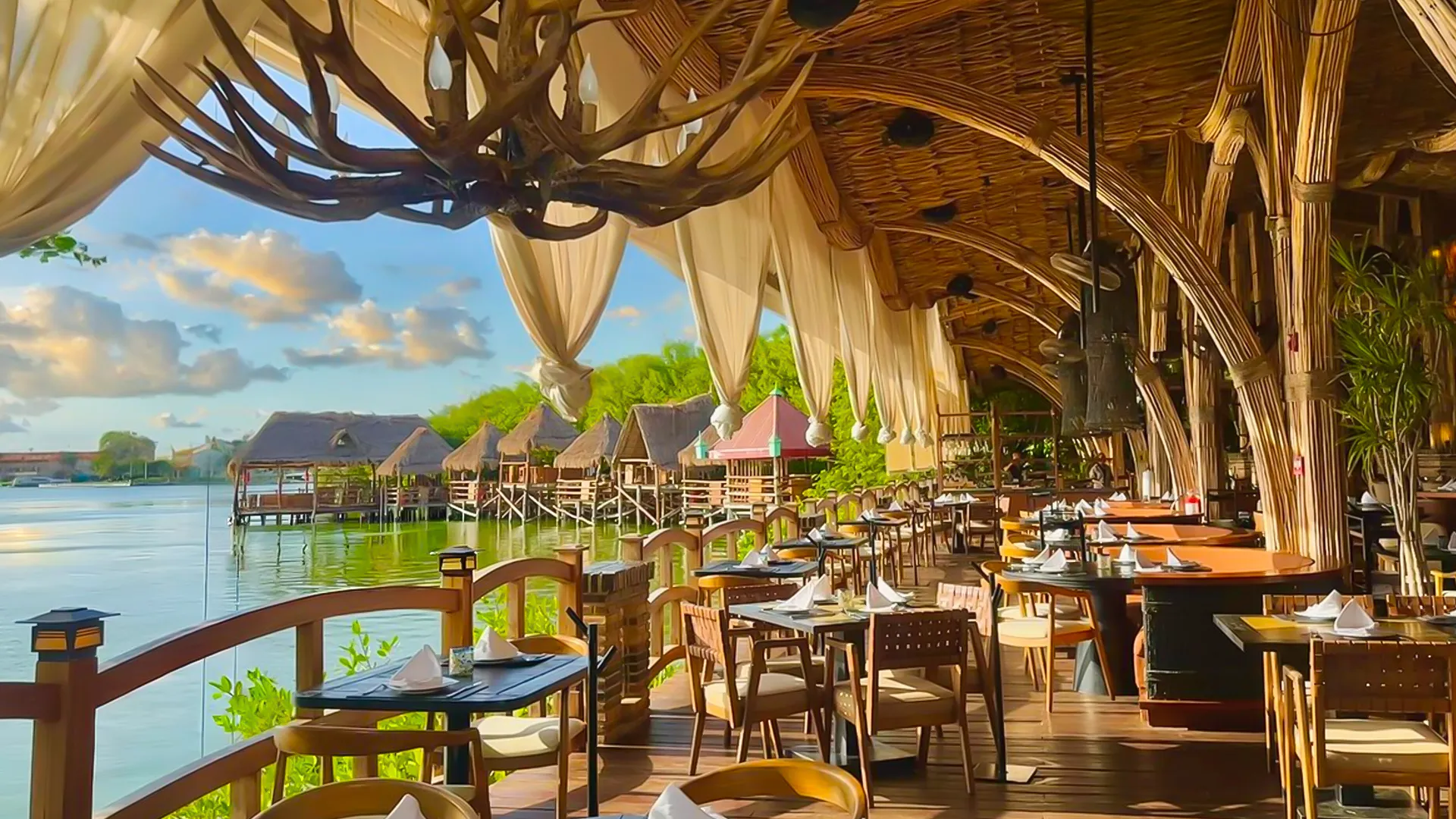 Dining & Drinks: Culinary Experience at Live Aqua