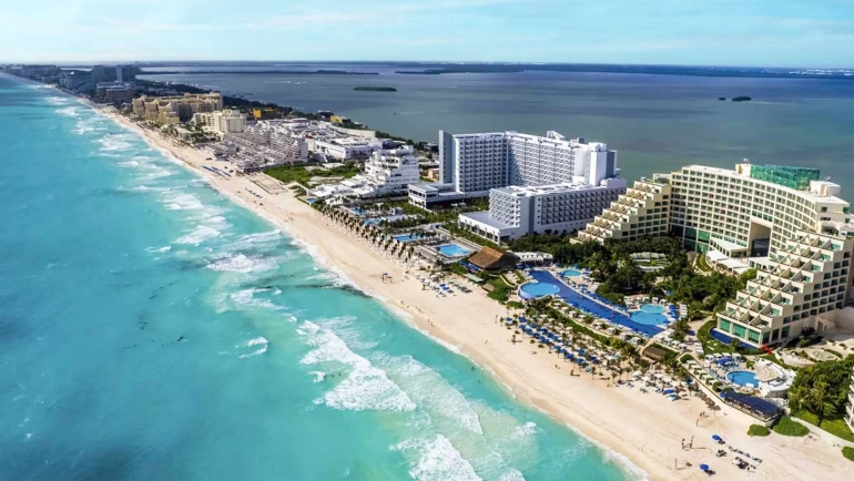 The Ultimate 2025 Guide to Riu Cancun Reviews: Real Guests. Real Insights.