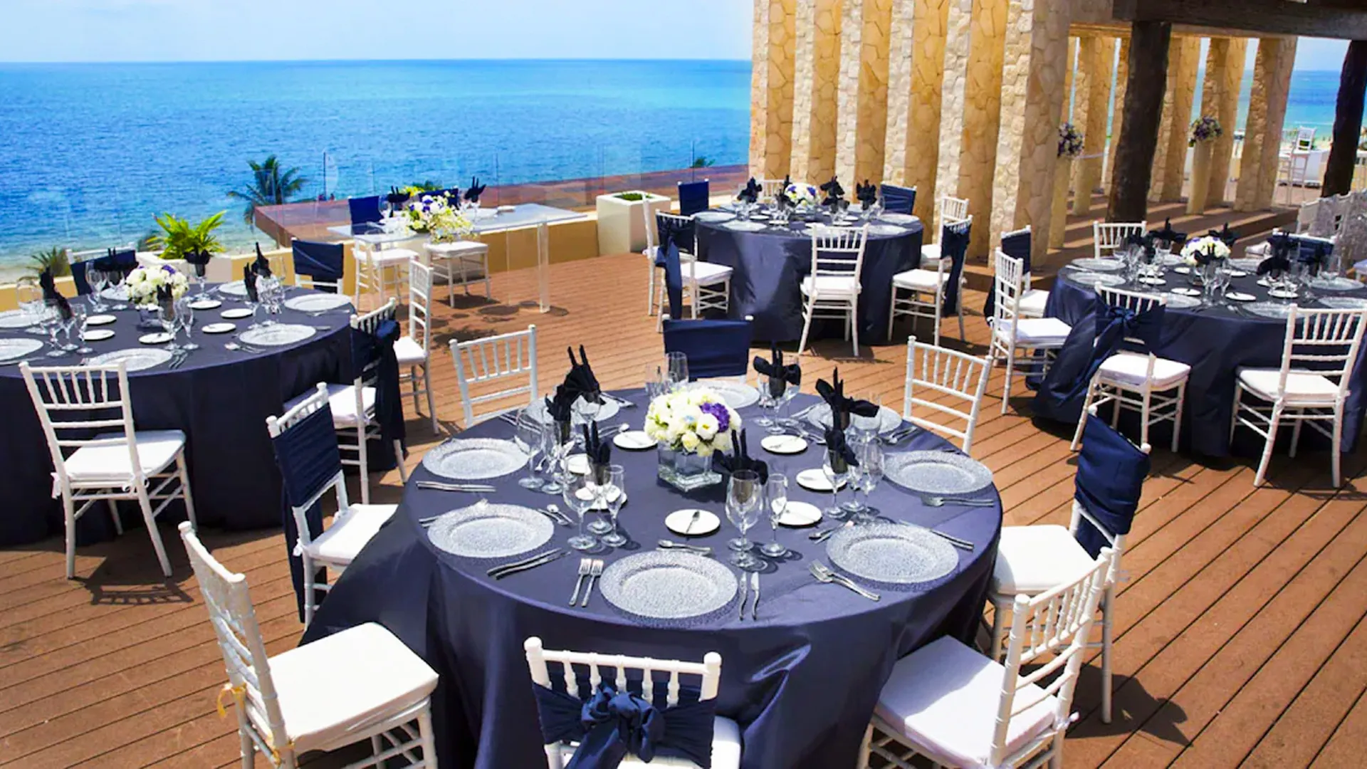 Detailed Royalton Chic Cancun Review (City Center)