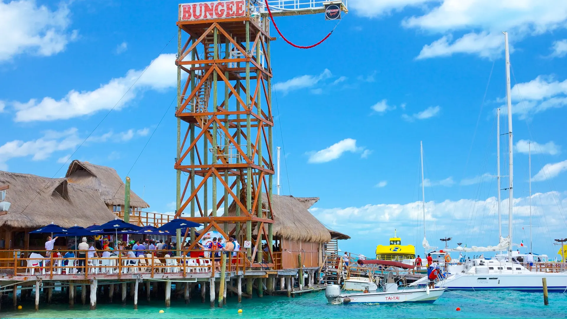 Playa Tortugas Facilities & Amenities 