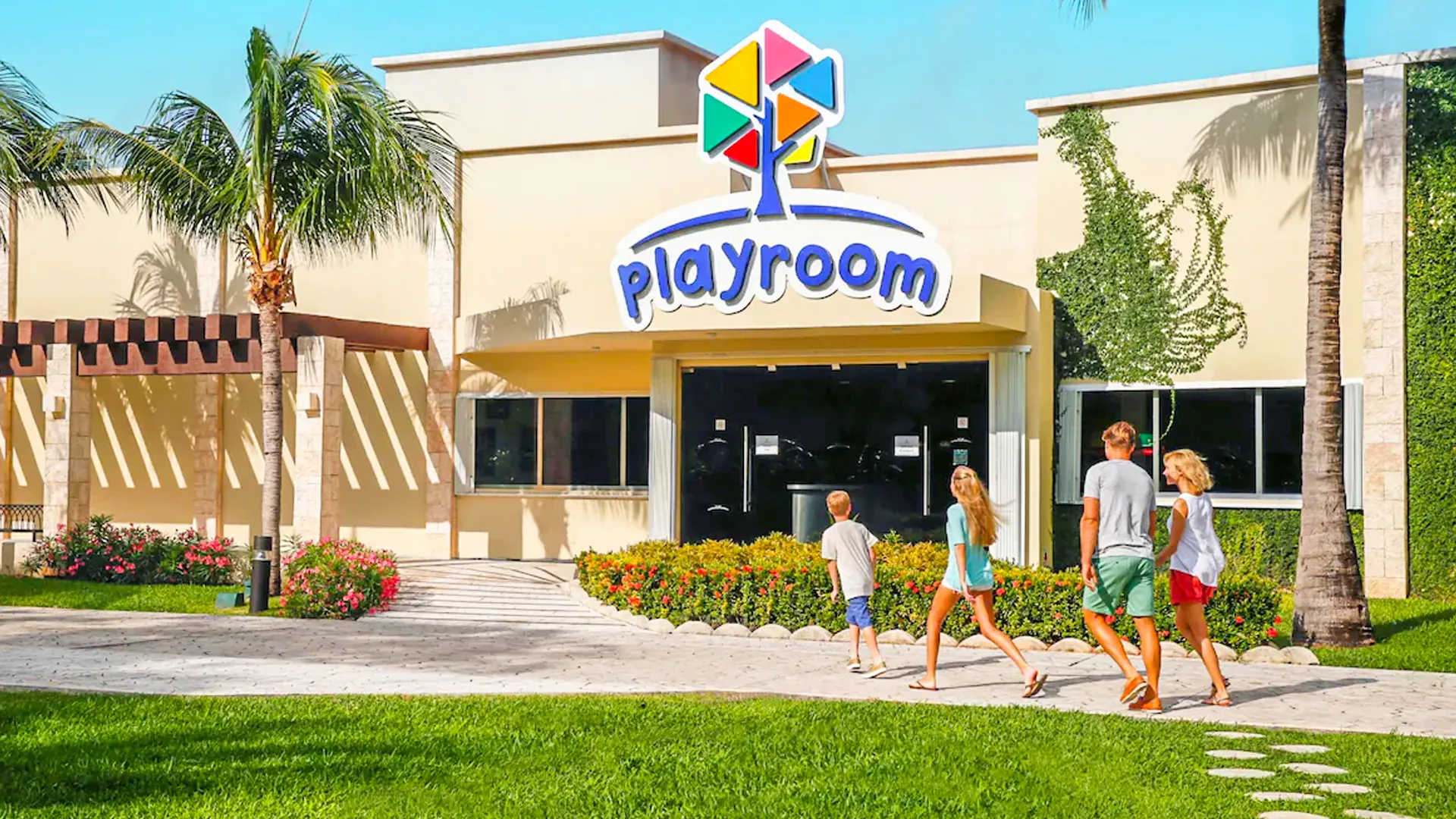 Kid-Friendliness & Family Travel Features 