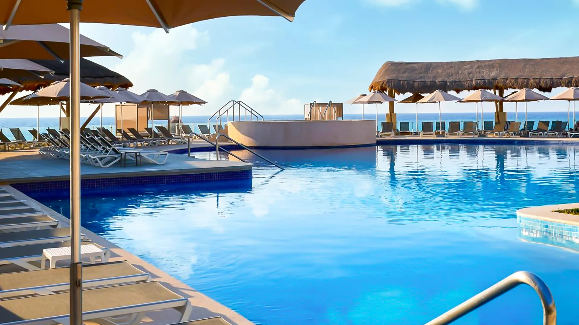 Pools, Spa & Fitness Center