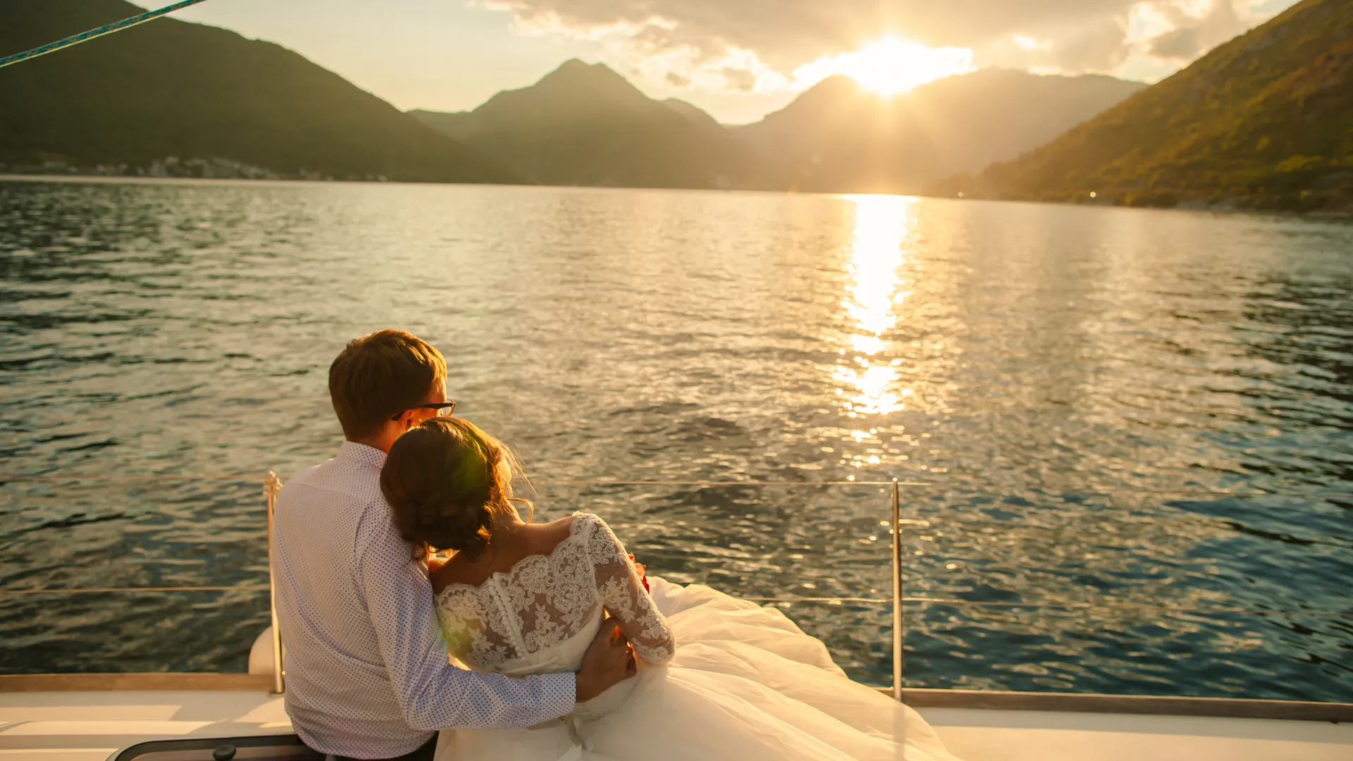 The Best Sunset Cruises in Cancun