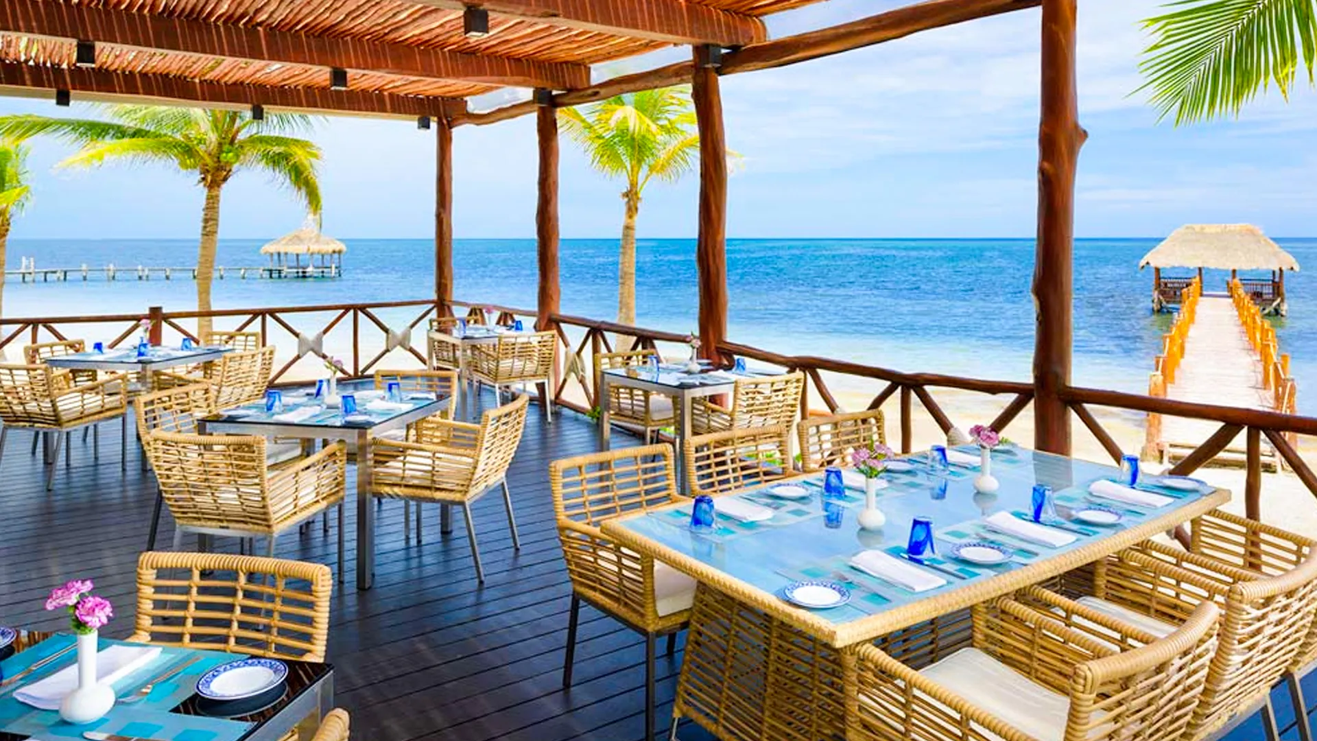 Azul Cancun vs Azul Riviera Maya – What’s the Difference?