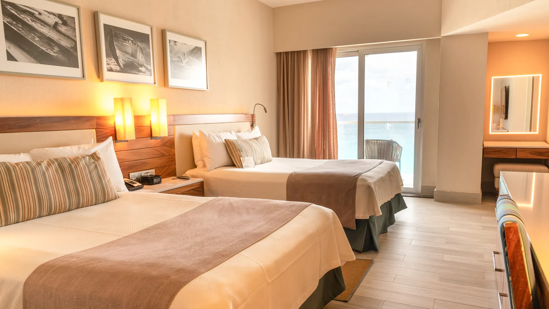 Emporio Cancun