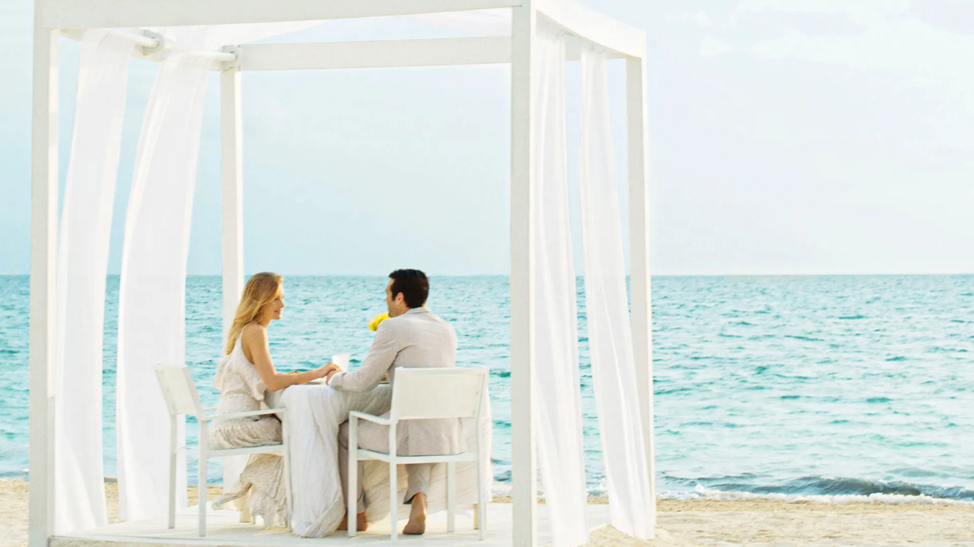 Romantic Getaways, Honeymoons & Anniversaries