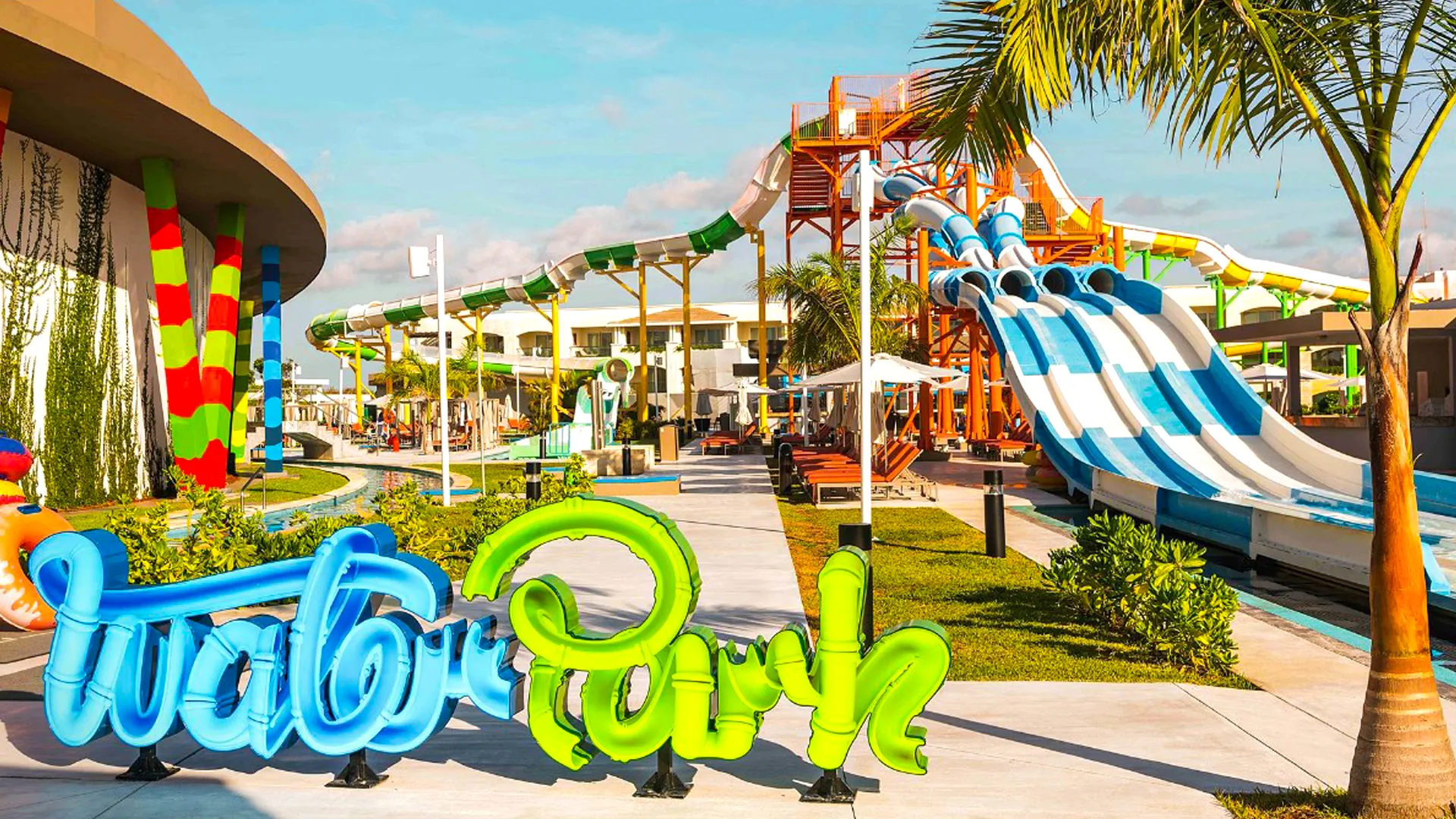 Planning Your Trip to a Palace Resort in Cancun