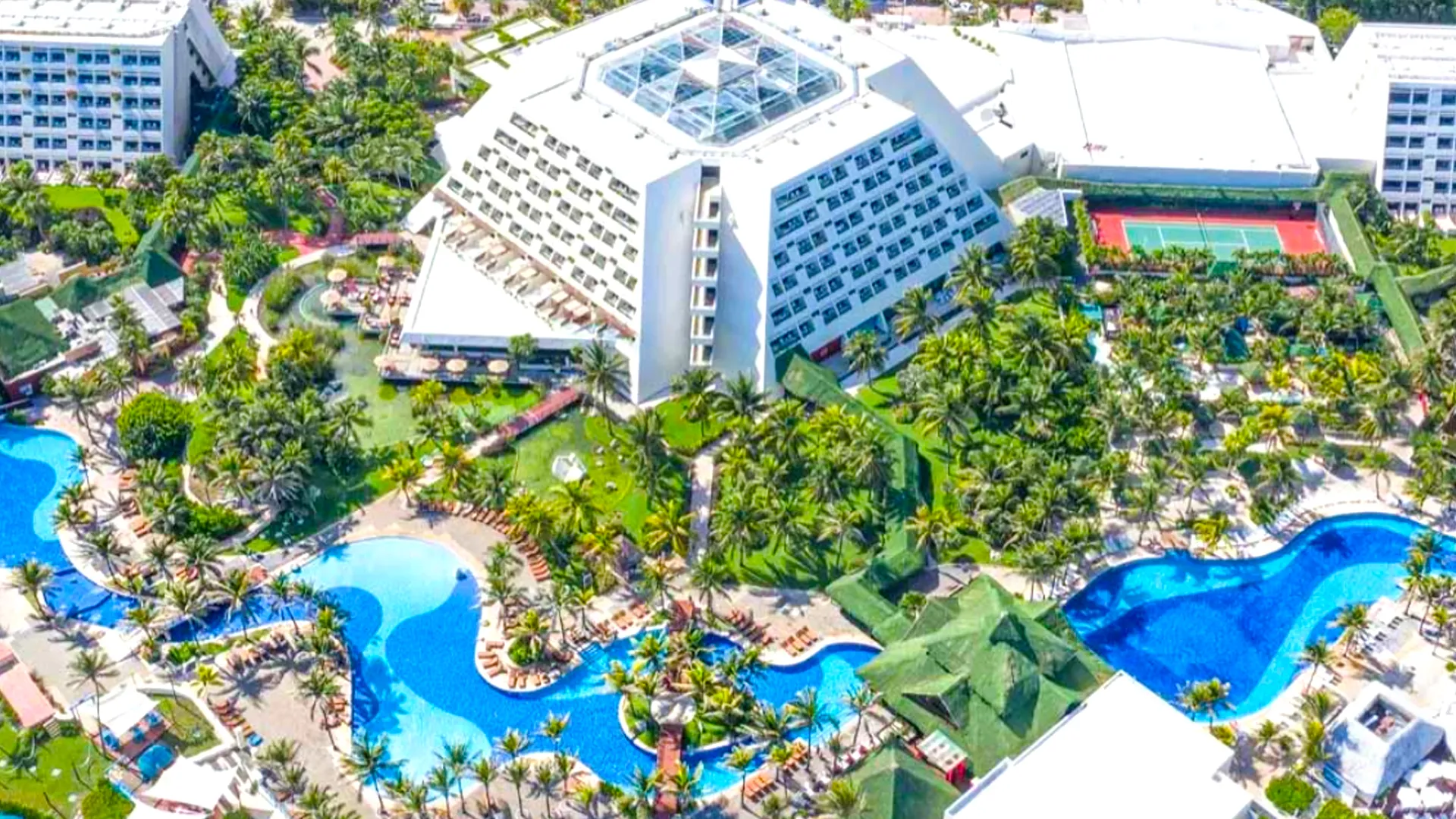Map: Where is the Pyramid Cancun Located?