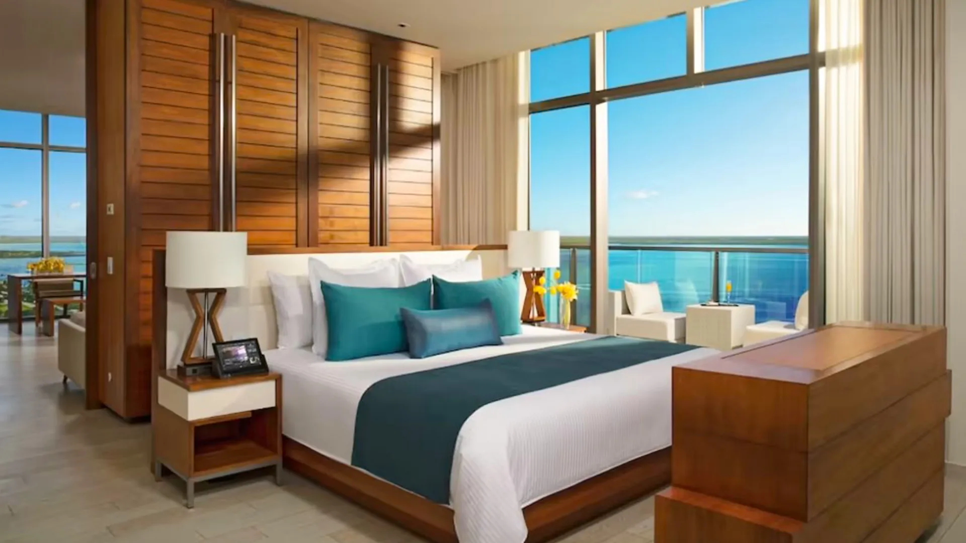 Rooms & Suites Breakdown