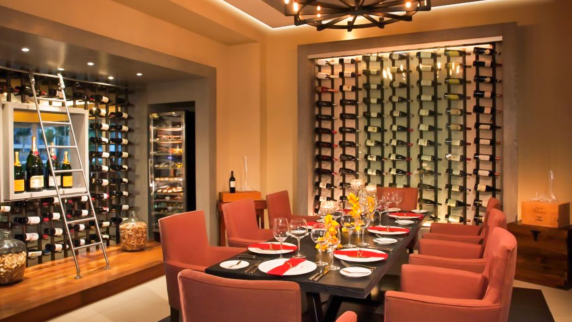 Dining & Bars at Now Jade Cancun 