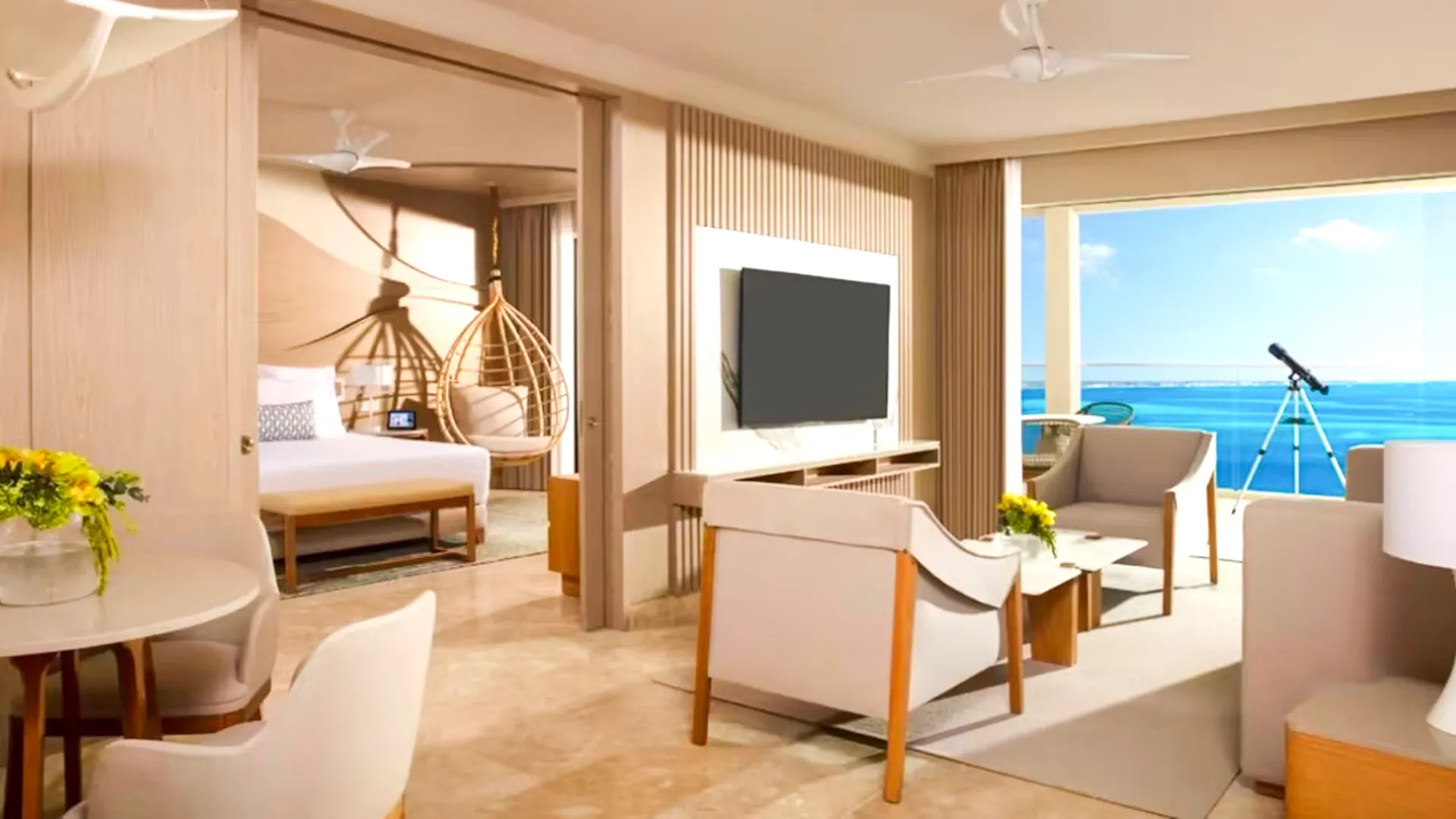  Breathless Riviera Cancun at a Glance