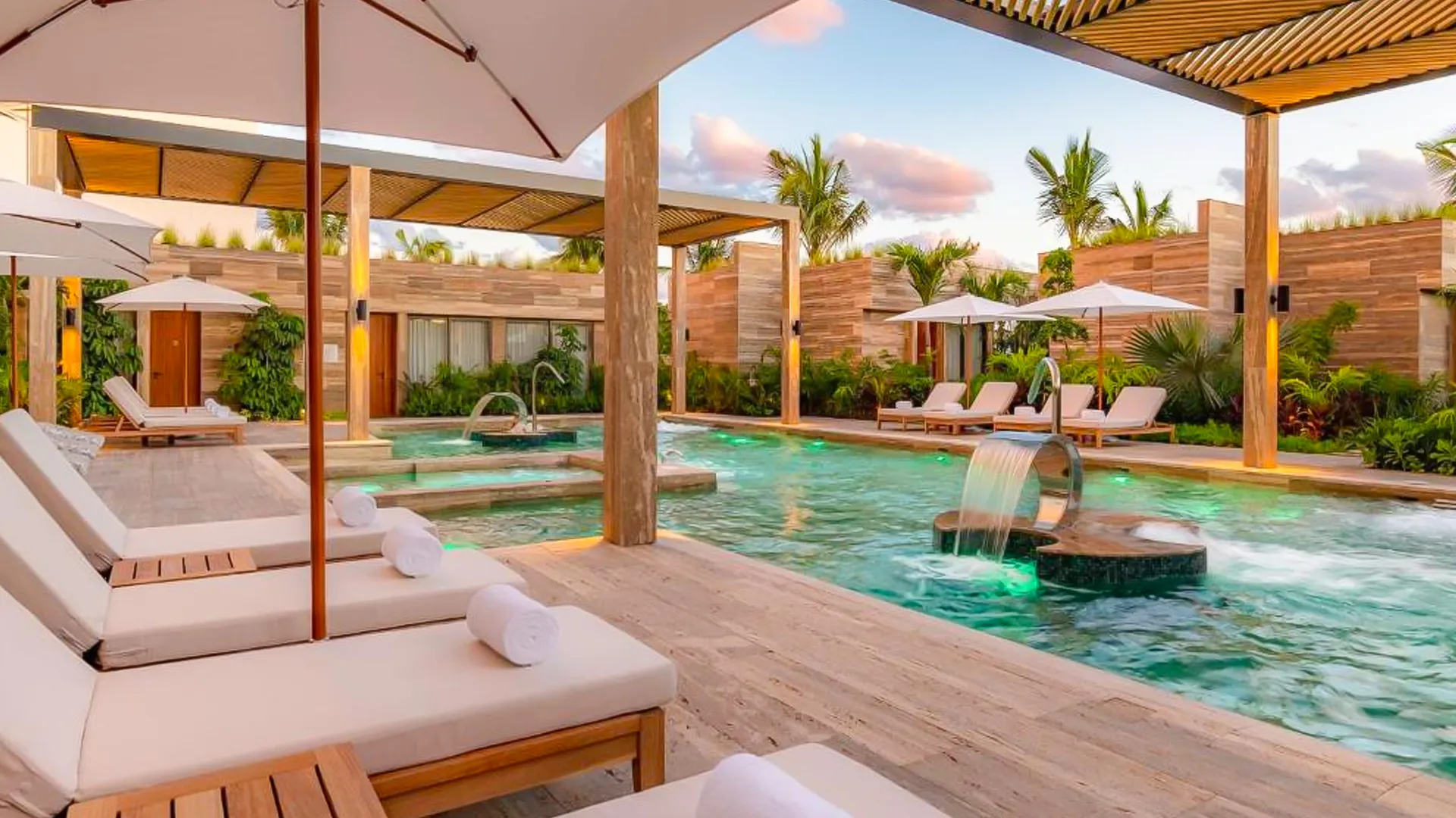 Your Ultimate Guide to Luxury Hotels in Cancun – 2024 Edition