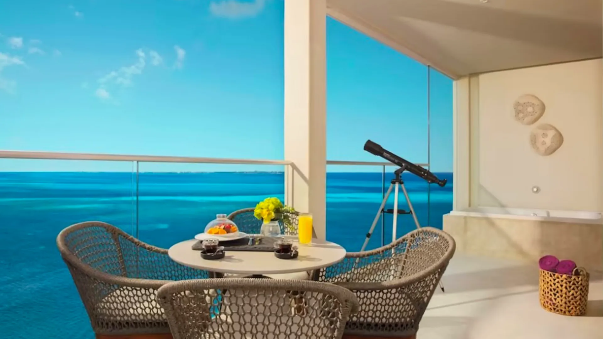 You Now Know the Key Differences Between Breathless Cancun Soul and Riviera Cancun