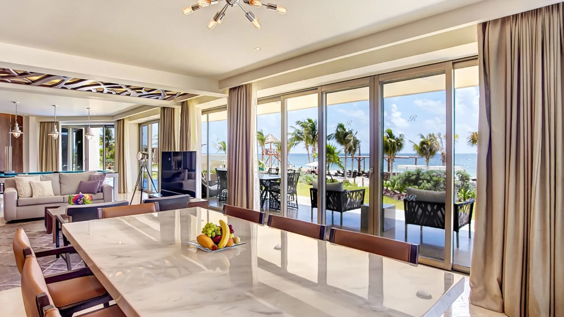 Ultimate Guide to Royalton Cancun Resorts
