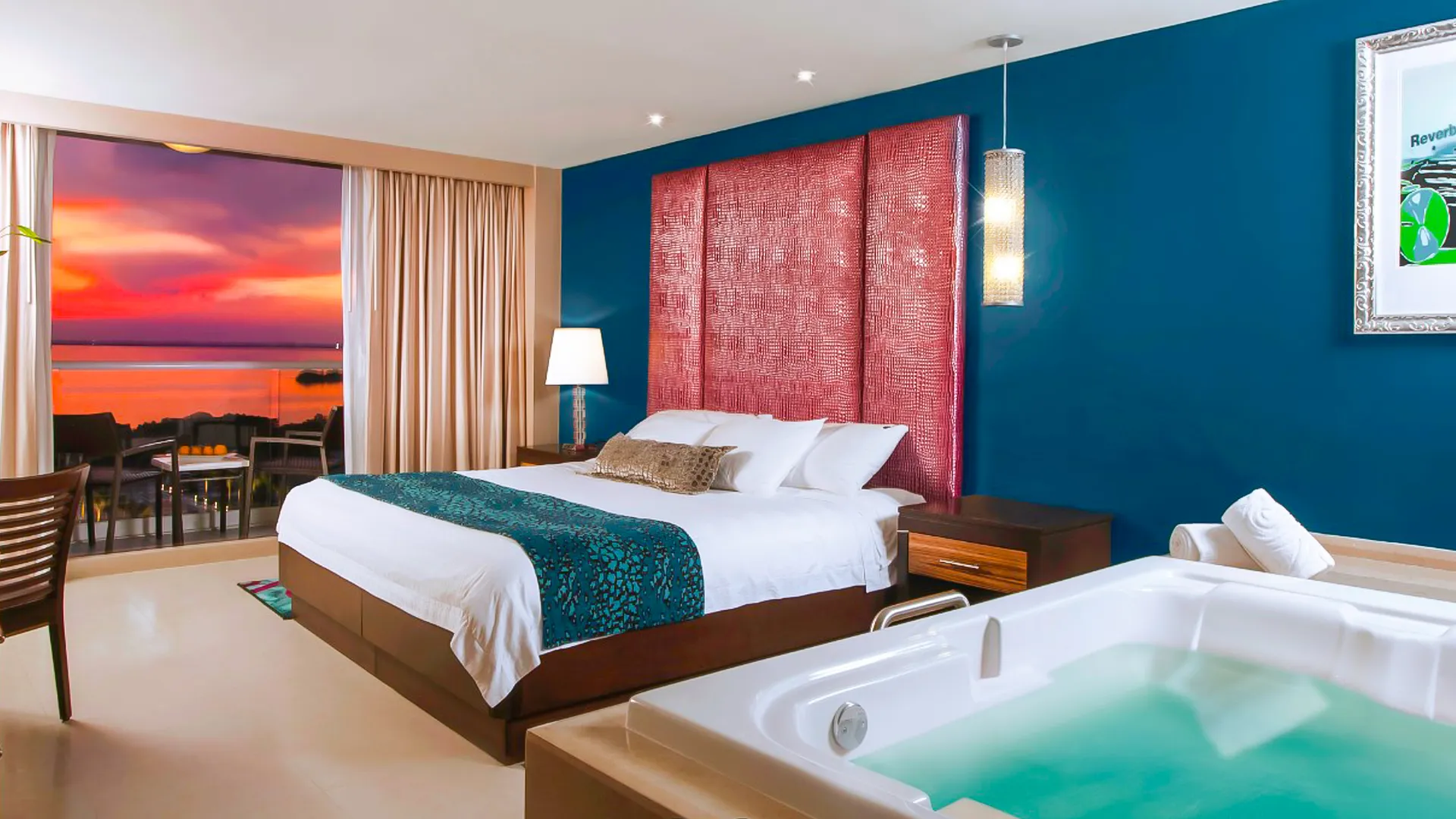 Room Categories + Features
