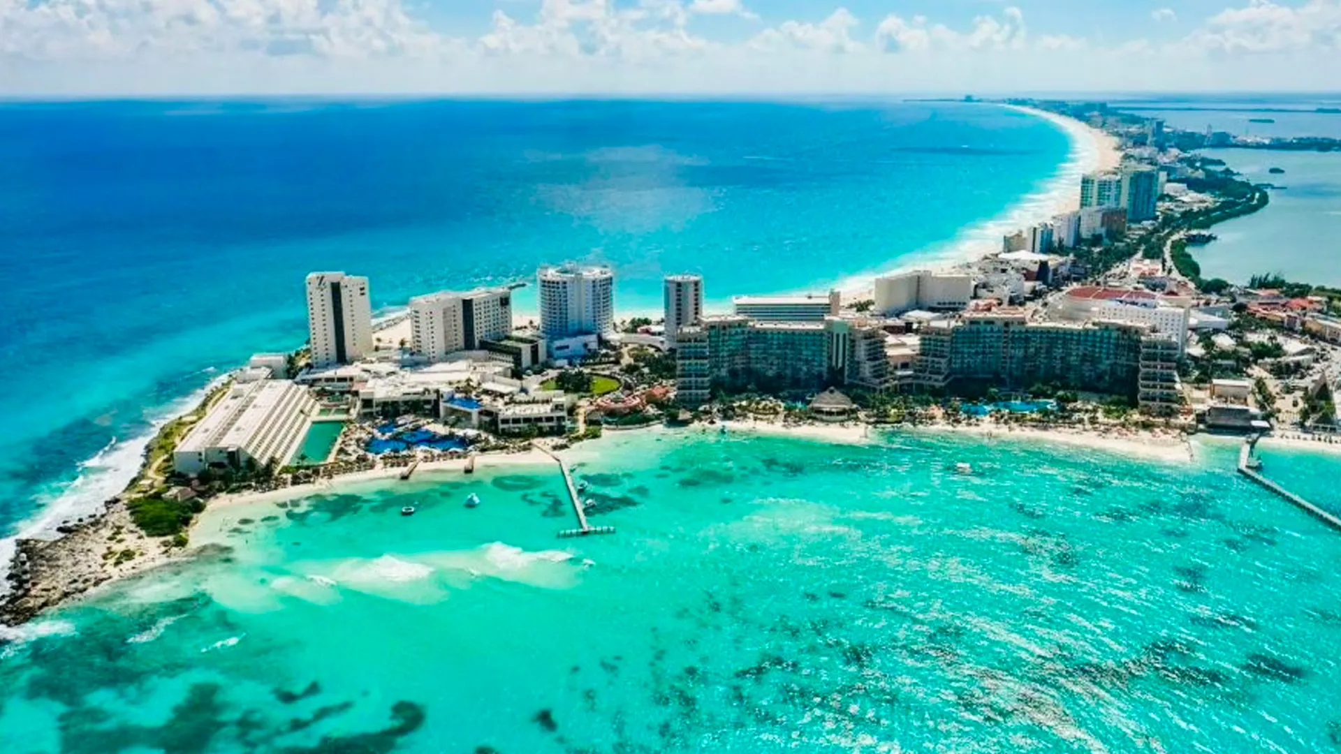 How to Get to El Rey Ruins (From Any Part of Cancun)
