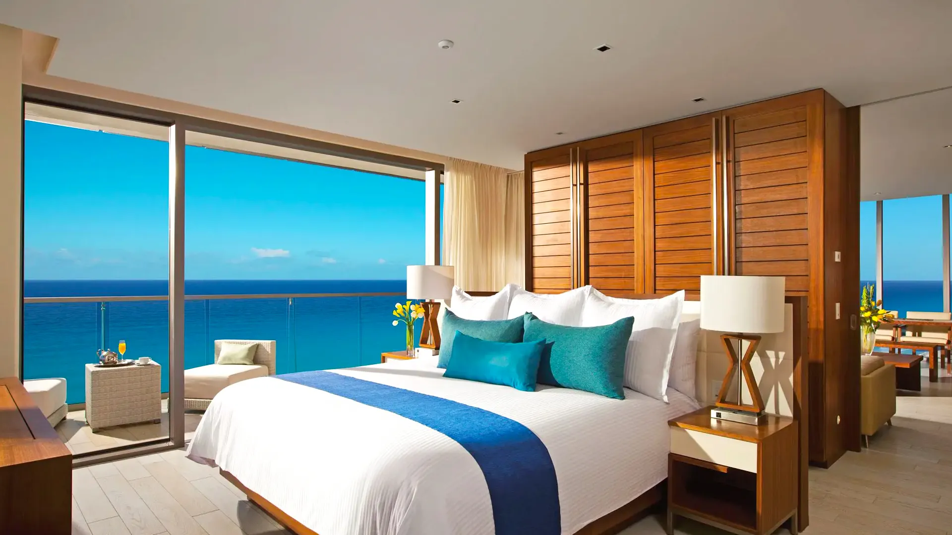 Ready to confidently pick the Secrets Cancun resort made just for you?