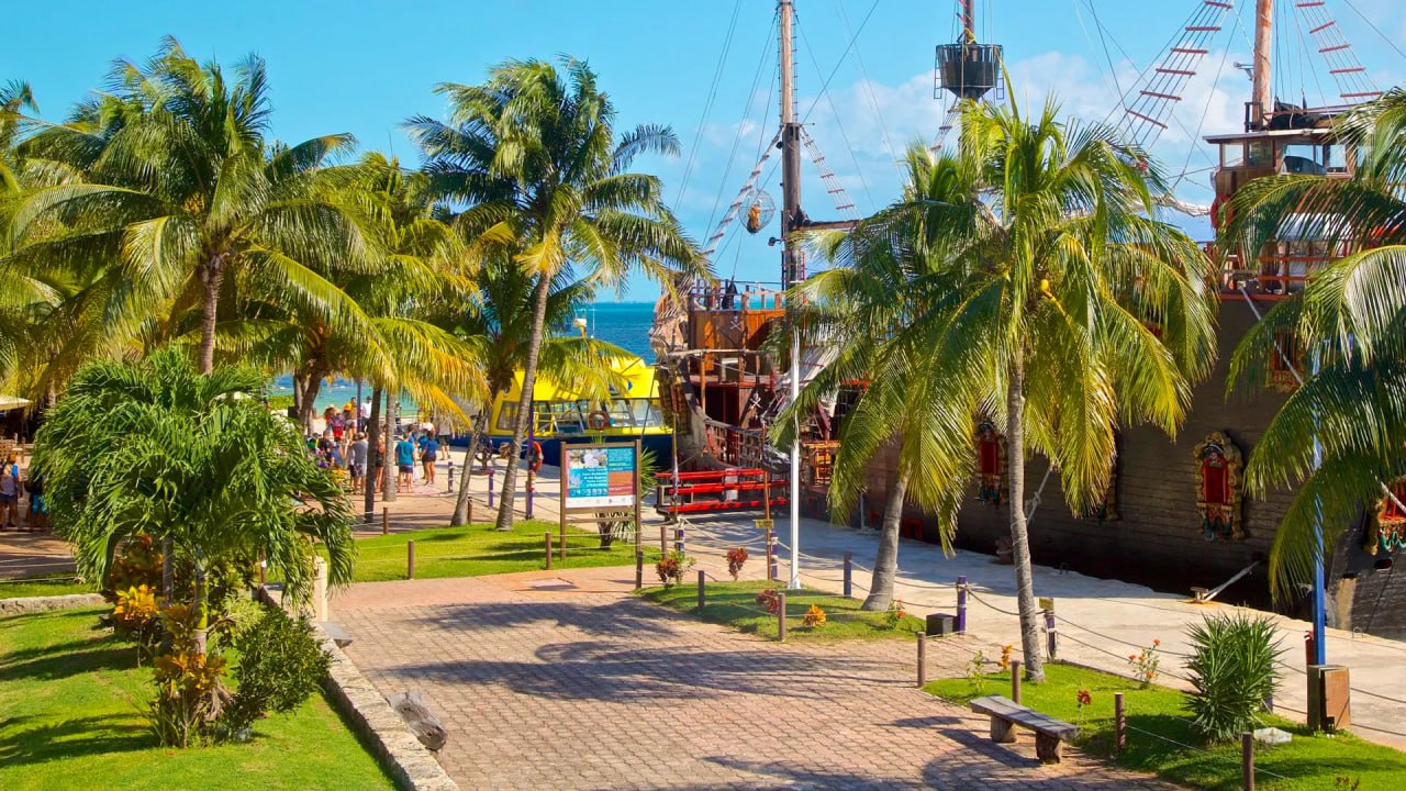 Playa Delfines Cancun