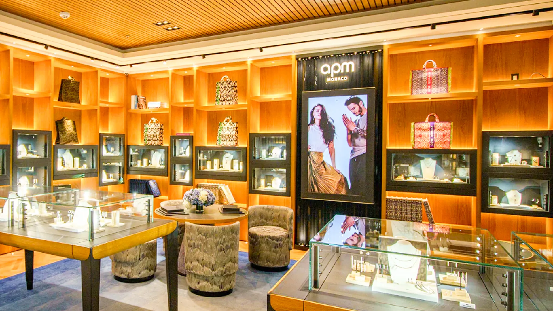 Luxury Avenue