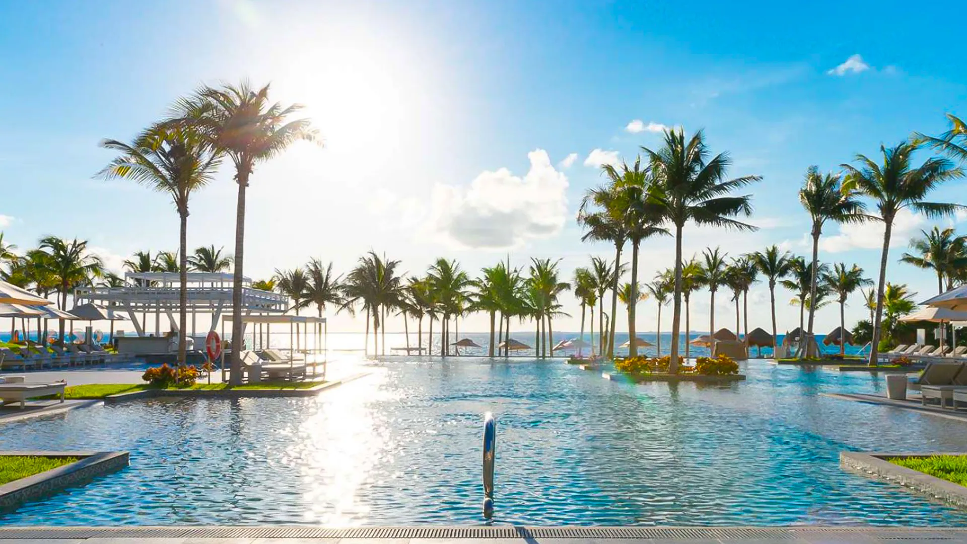 Casa Blanca Cancun
